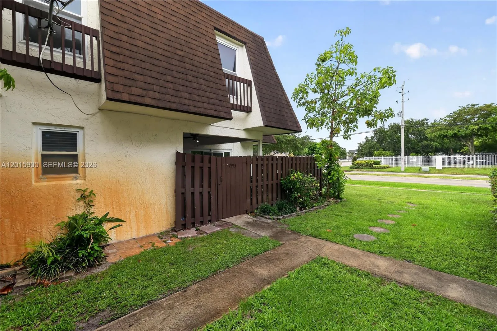 7913 Tam Oshanter Blvd # 0, North Lauderdale FL 33068