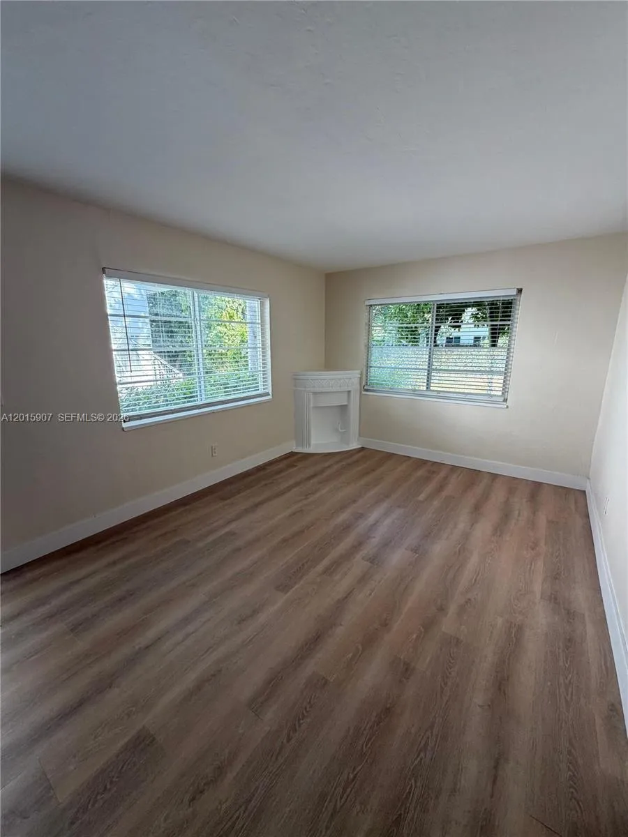 1024 Pennsylvania Ave # 1, Miami Beach FL 33139