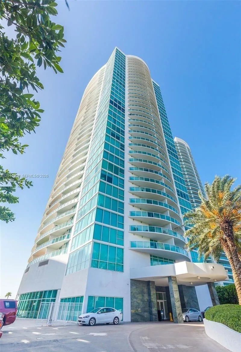 2101 Brickell Ave # 2708, Miami FL 33129