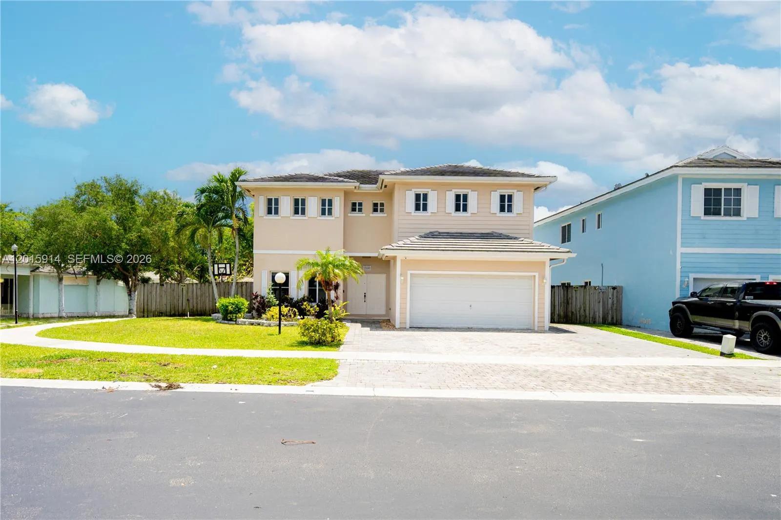 2890 NE 4th St, Homestead FL 33033