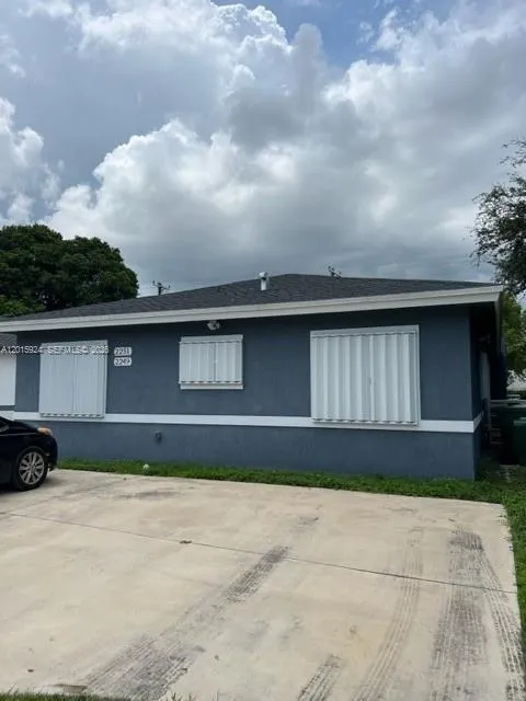 2249 NW 66th St # 2249, Miami FL 33147