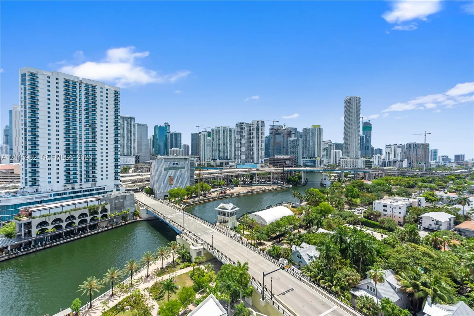 2 bedroom 2 bath for sale at 10 SW South River Dr # 1504, Miami FL 33130