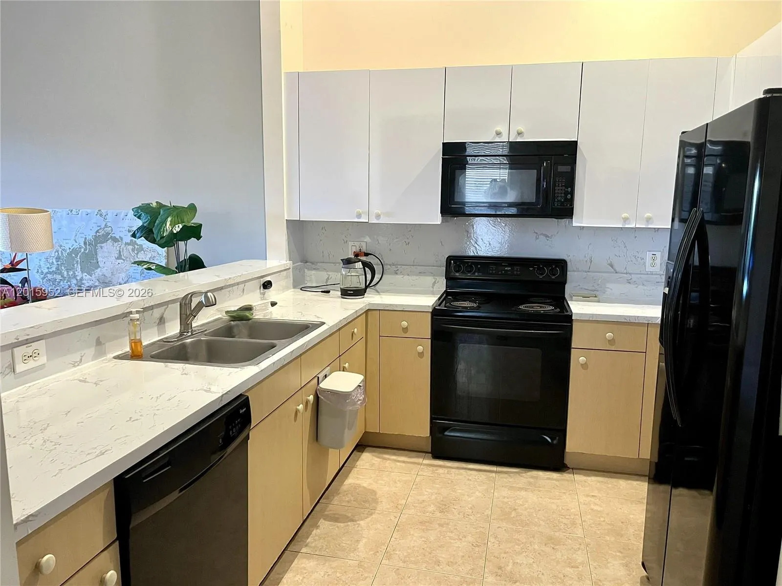 2450 S Coral Trace Cir, Delray Beach FL 33445