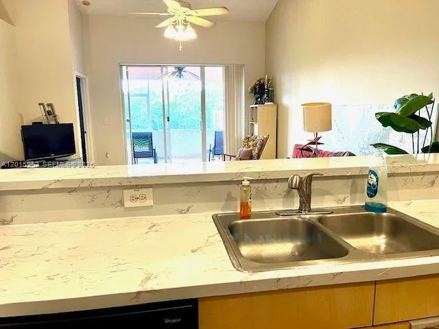 2450 S Coral Trace Cir, Delray Beach FL 33445