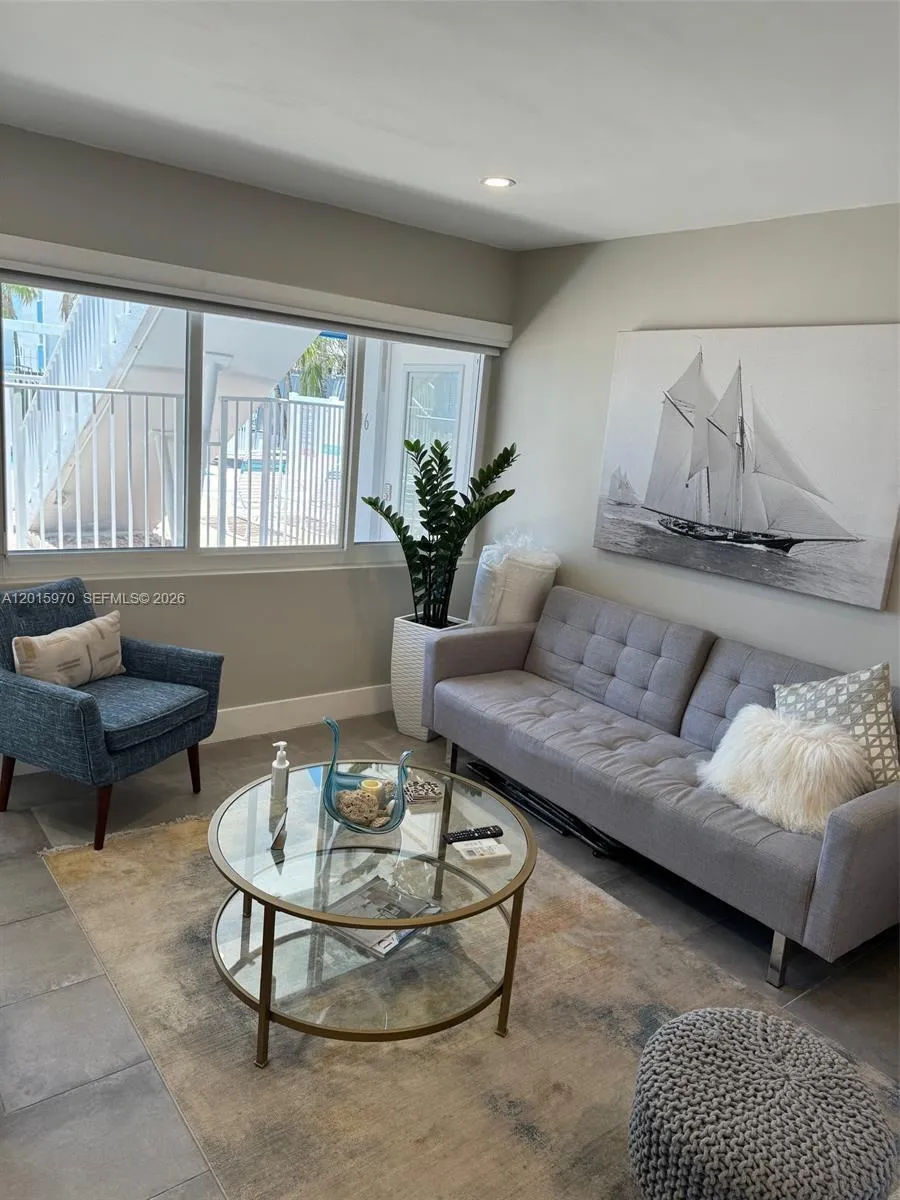 4228 N Ocean Dr # 15, Lauderdale By The Sea FL 33308