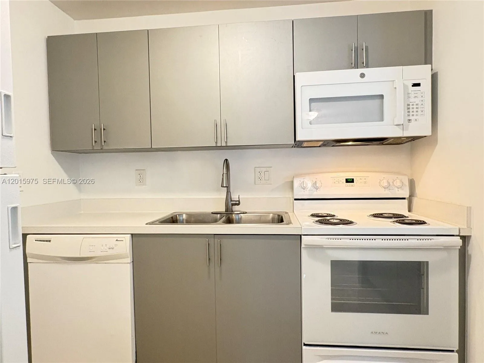 9703 Hammocks Blvd # 202, Miami FL 33196