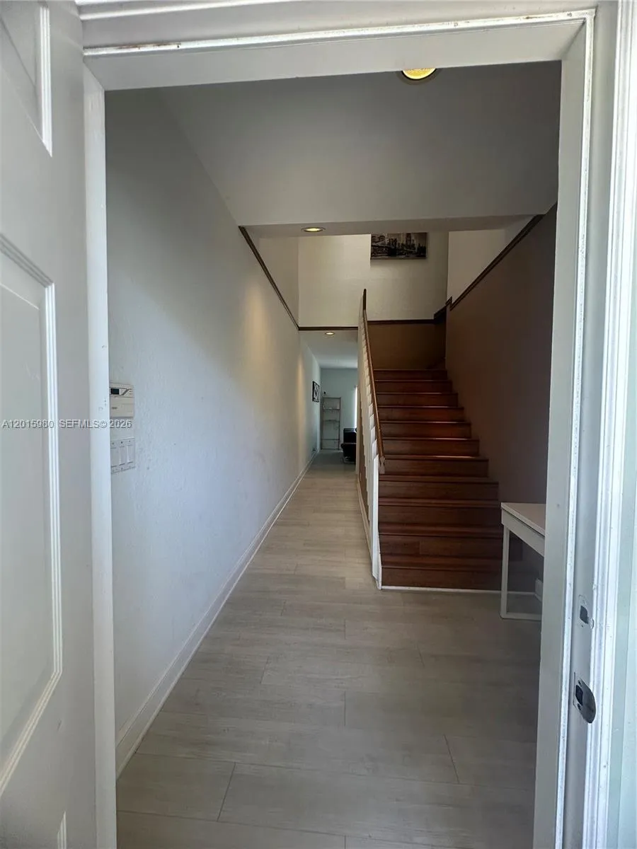 5402 Pointe Villa Dr # B, Lighthouse Point FL 33064