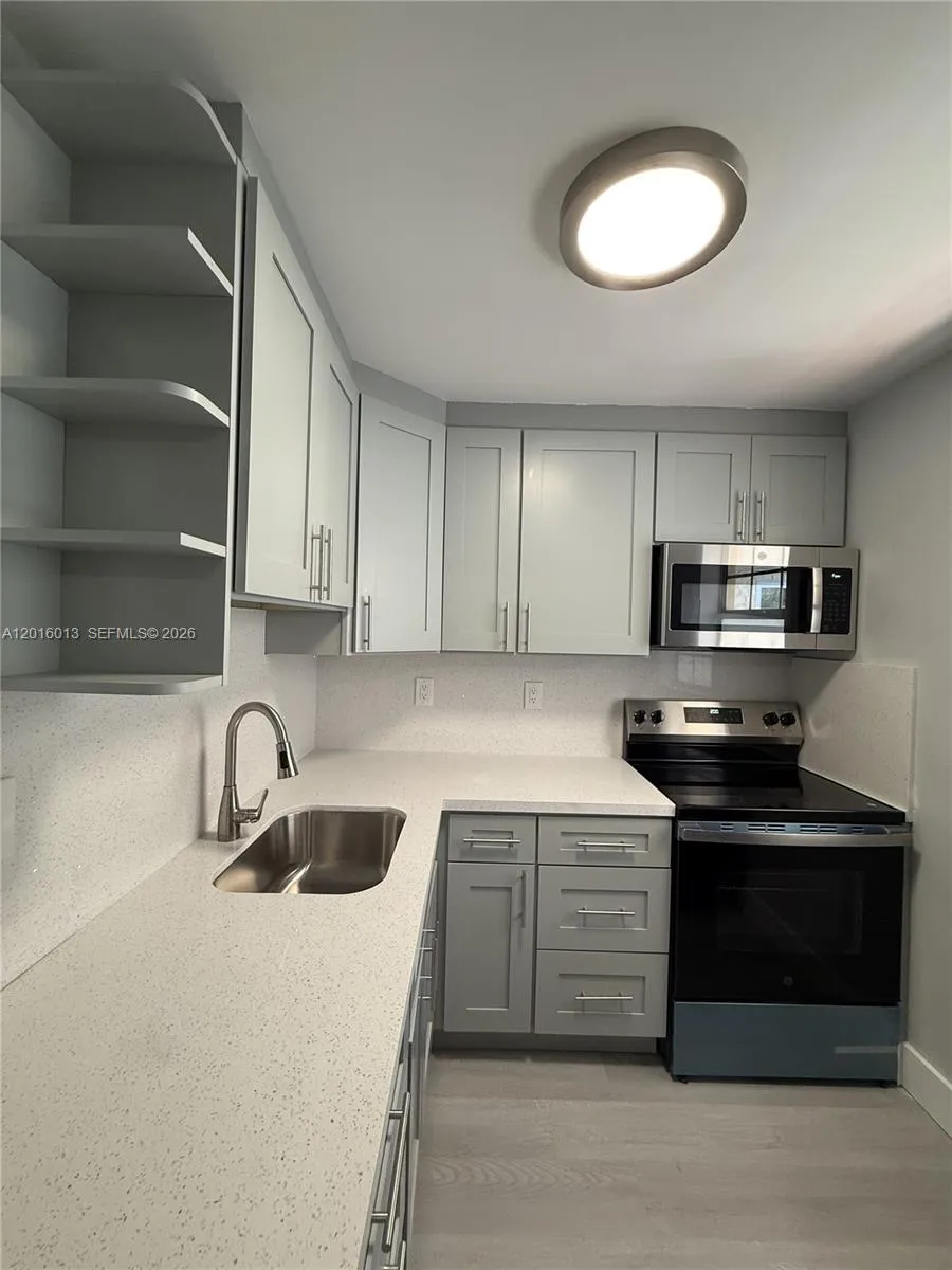 8500 SW 109th Ave # 203, Miami FL 33173