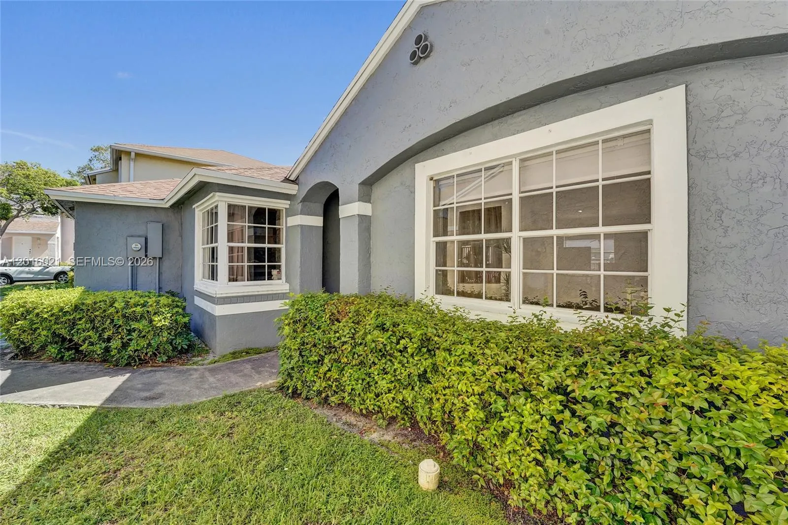 11730 NW 12th St, Pembroke Pines FL 33026
