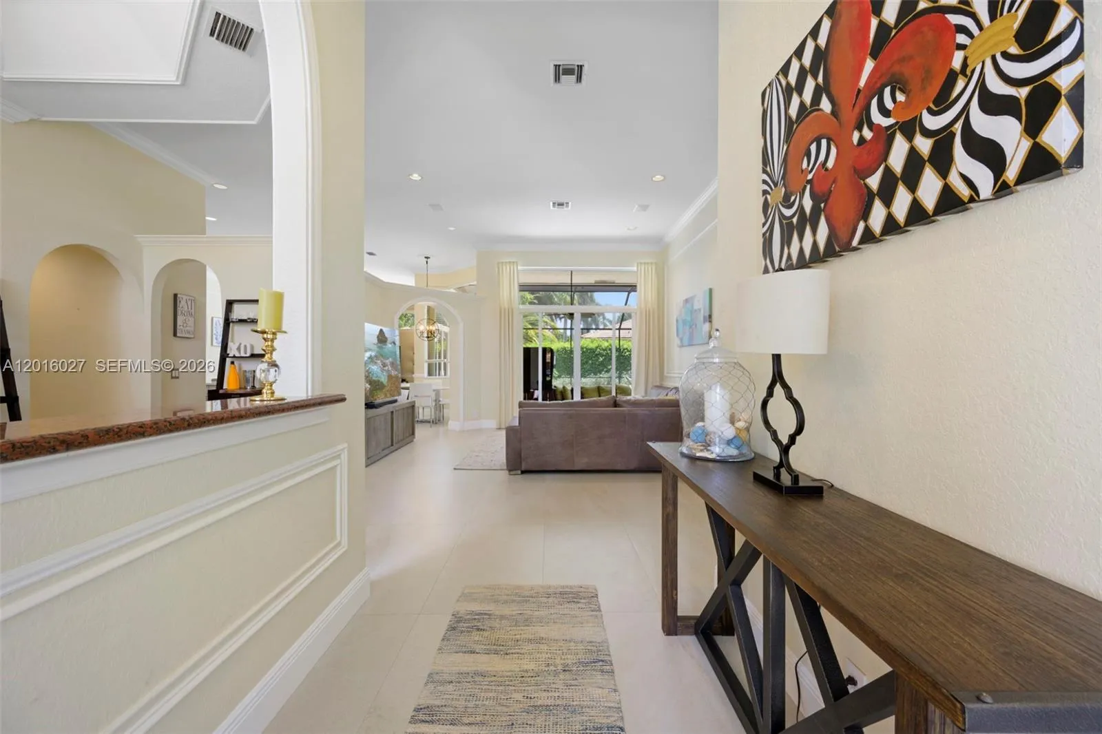 2538 Eagle Run Dr, Weston FL 33327
