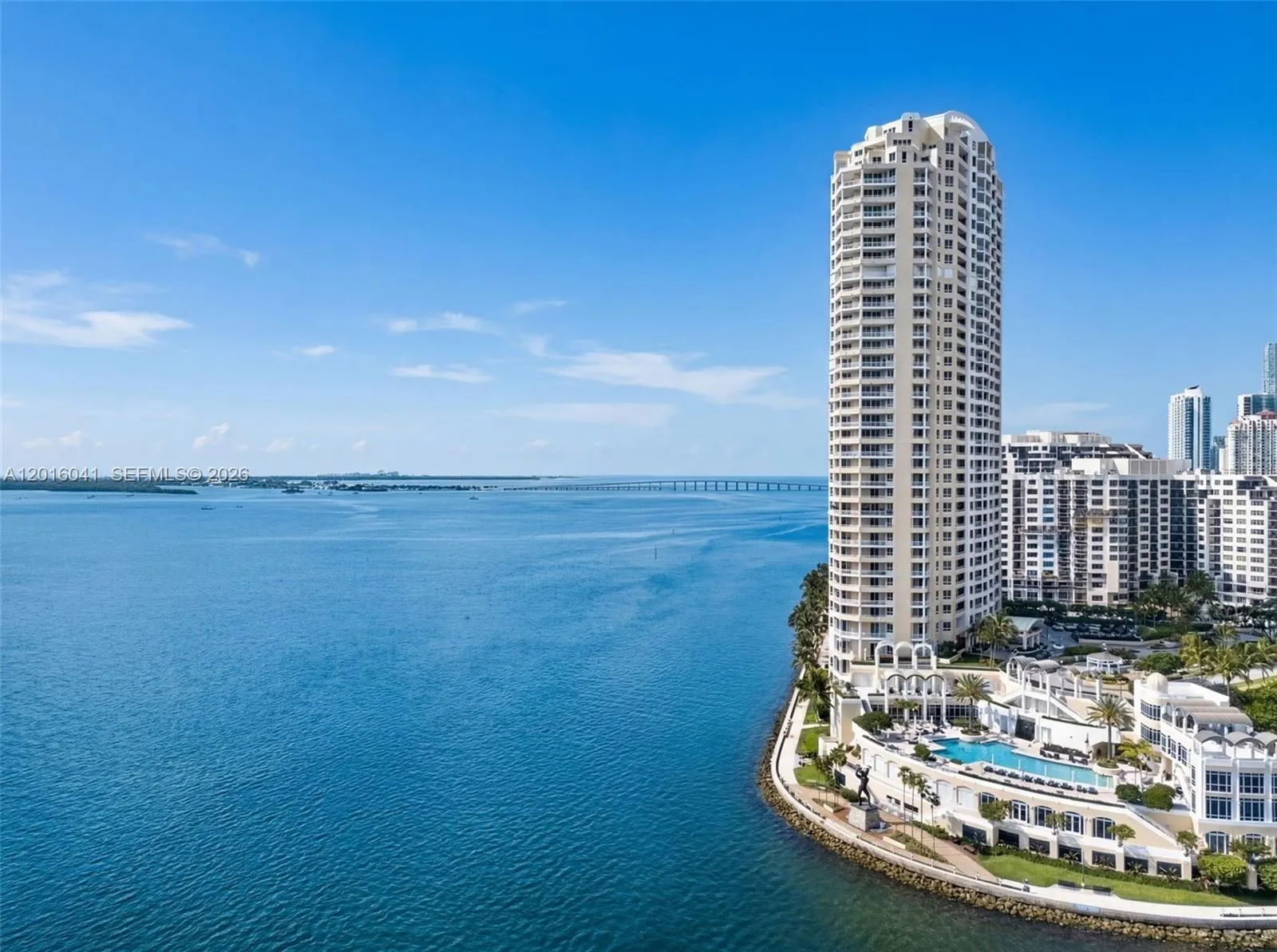 808 Brickell Key Dr # 3304, Miami FL 33131