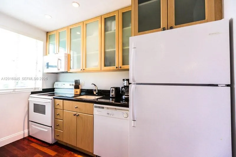 420 15th St # 106, Miami Beach FL 33139