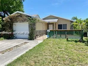 2345 Douglas St # 0, Hollywood FL 33020