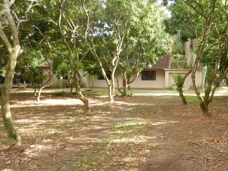 18950 SW 240th St, Homestead FL 33031