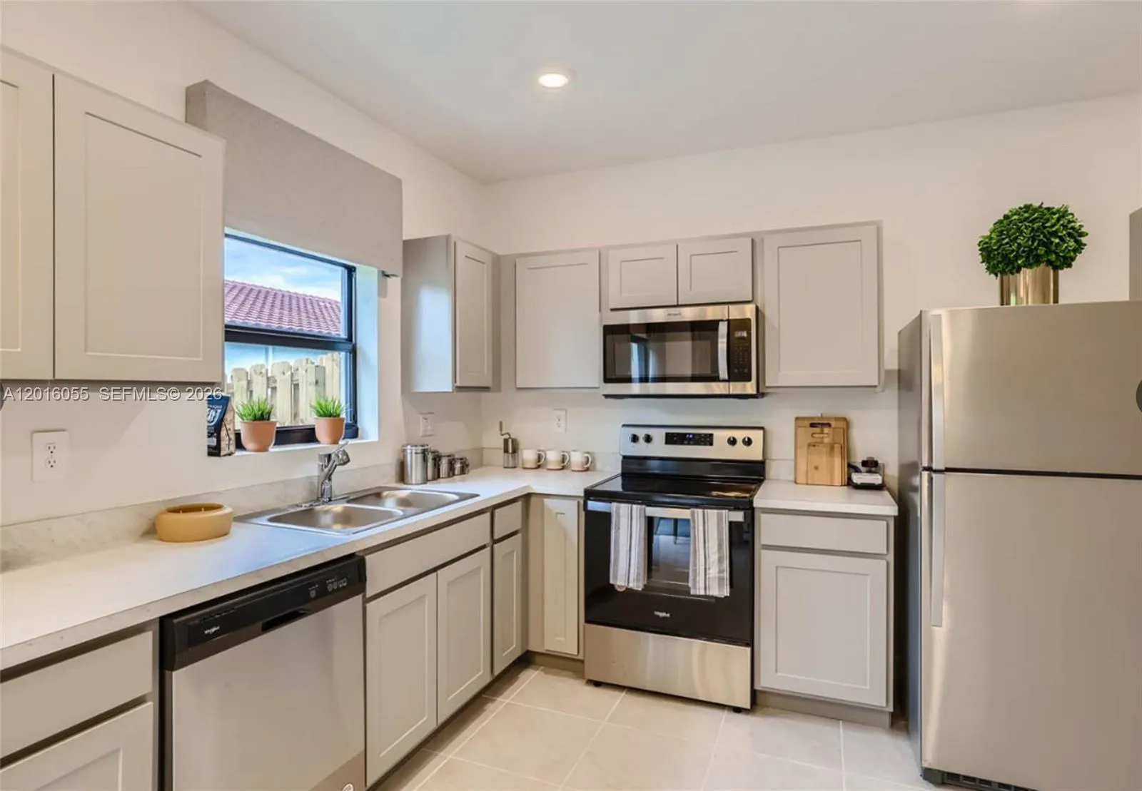 509 NE 1st Dr, Florida City FL 33034