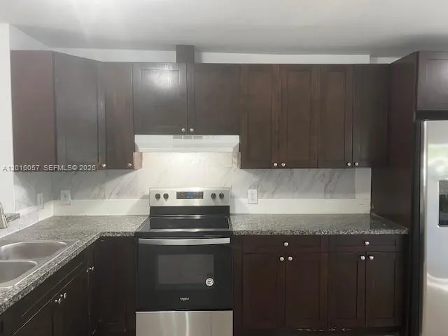 1036 NW 64th St, Miami FL 33150