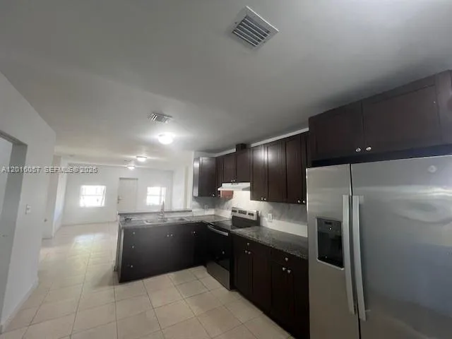 1036 NW 64th St, Miami FL 33150