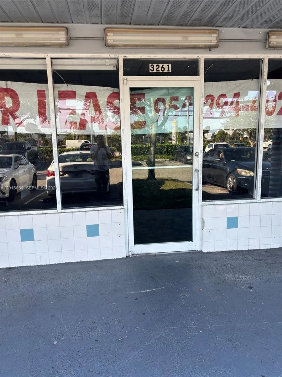 3261 Davie Blvd, Fort Lauderdale FL 33312