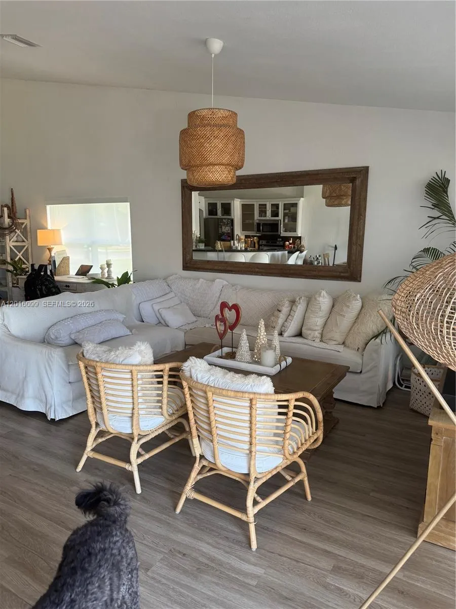 6389 NW 109th Ave # 6389, Doral FL 33178
