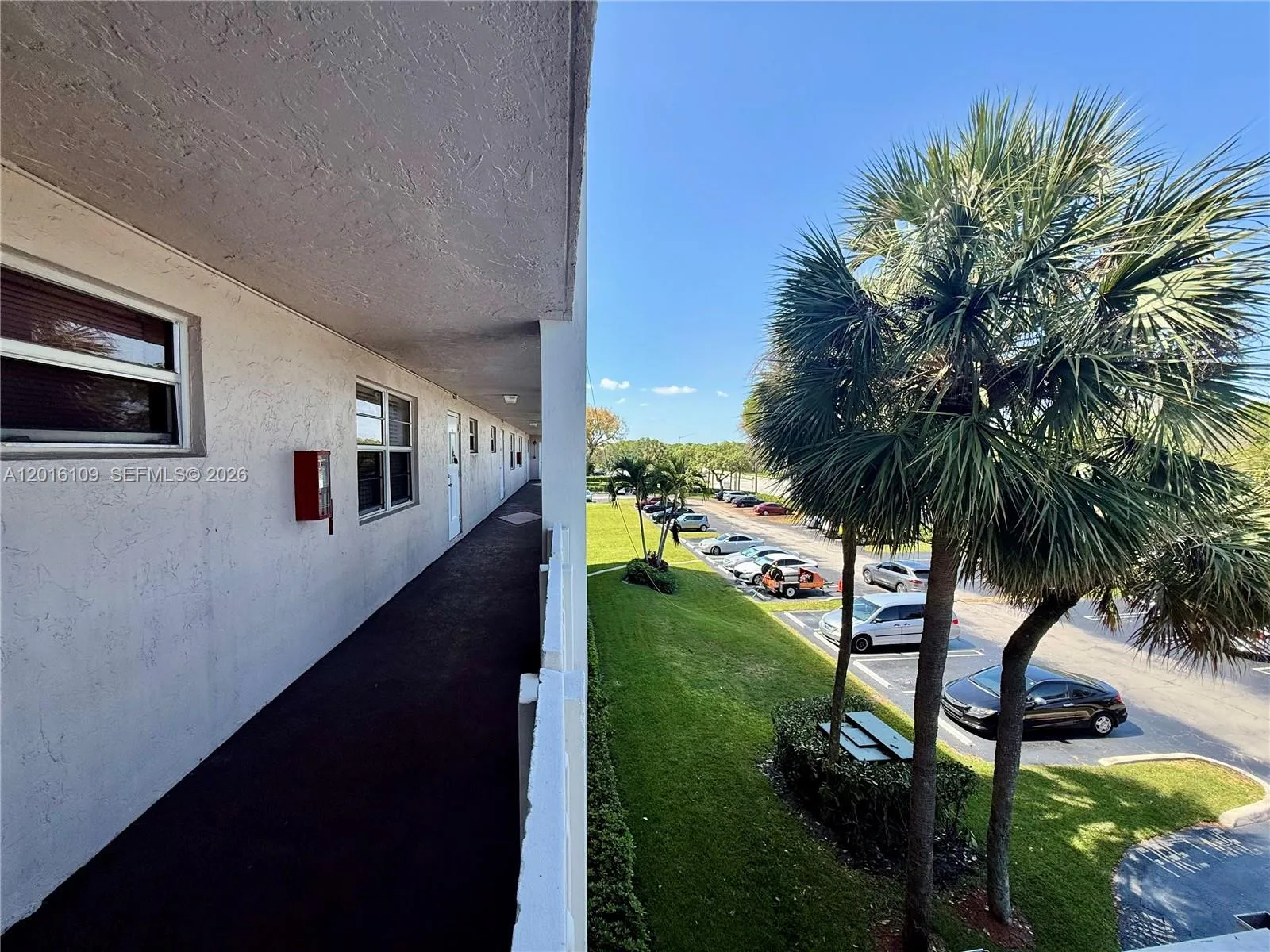 1075 Riverside Dr # 306, Coral Springs FL 33071