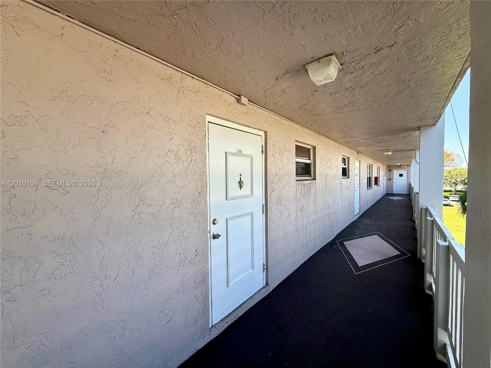 1075 Riverside Dr # 306, Coral Springs FL 33071