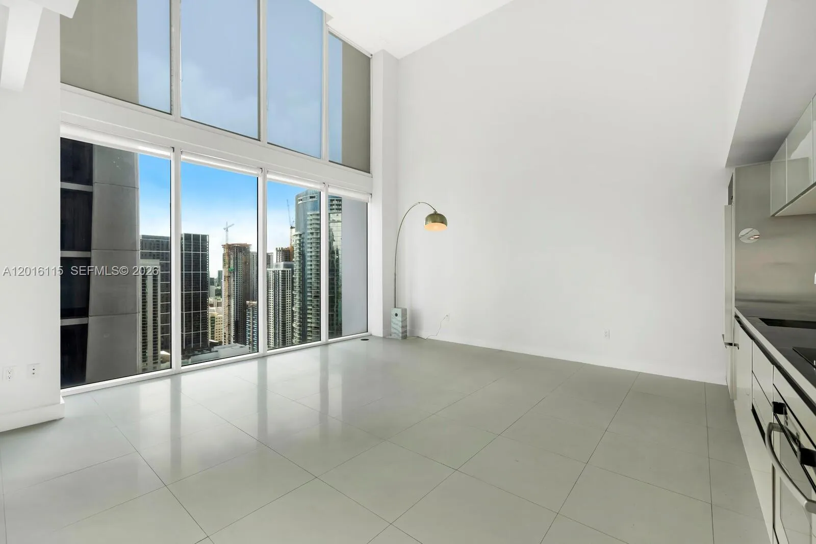 1040 Biscayne Blvd # 4208, Miami FL 33132