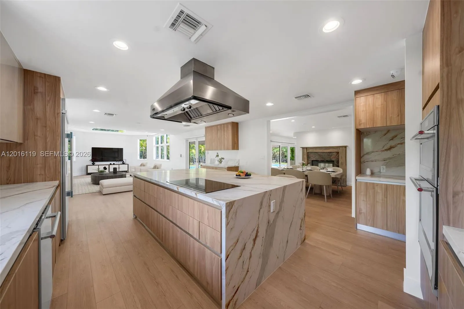 5120 Carillo St, Coral Gables FL 33146