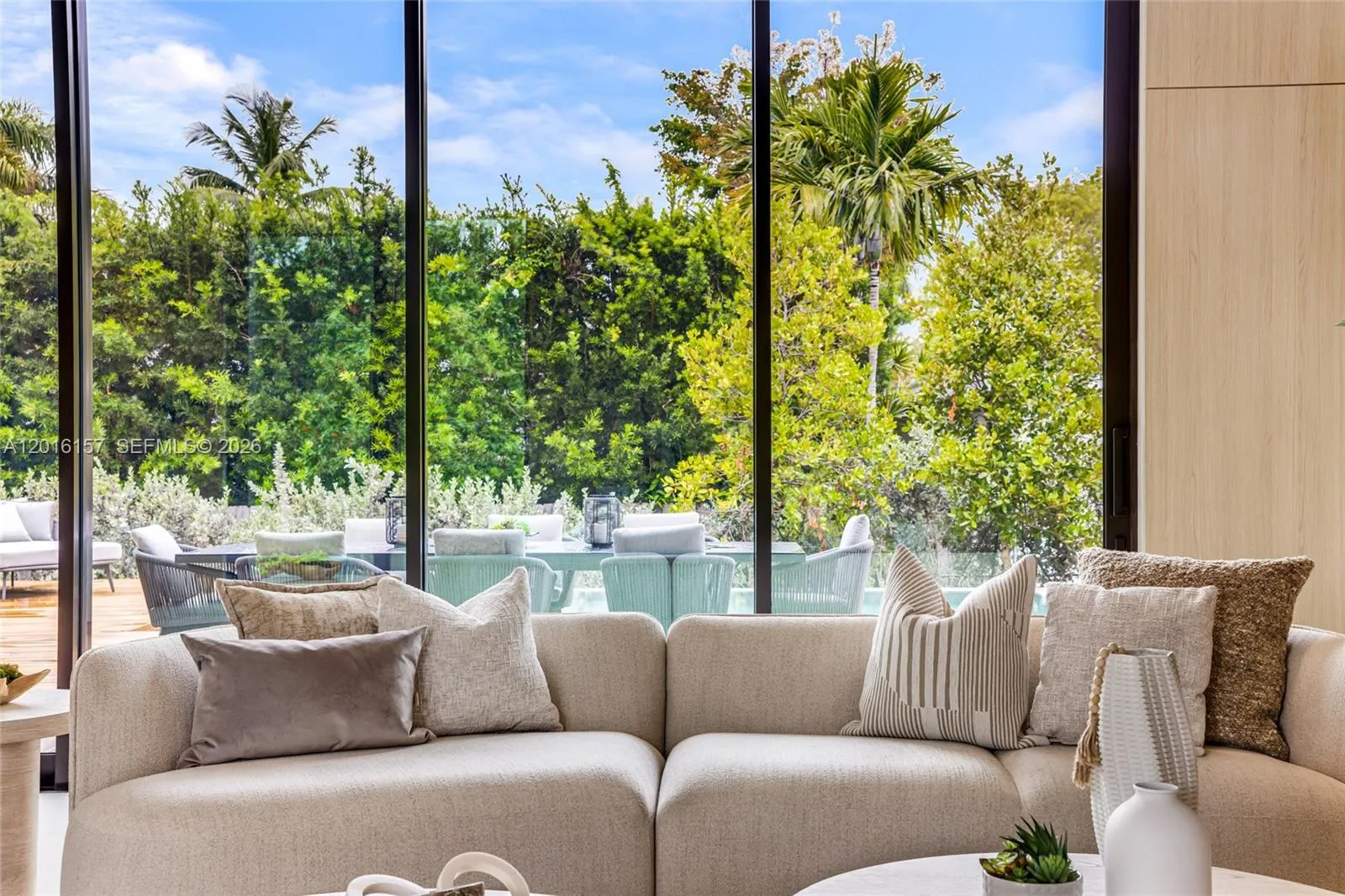 4550 N Jefferson Ave, Miami Beach FL 33140