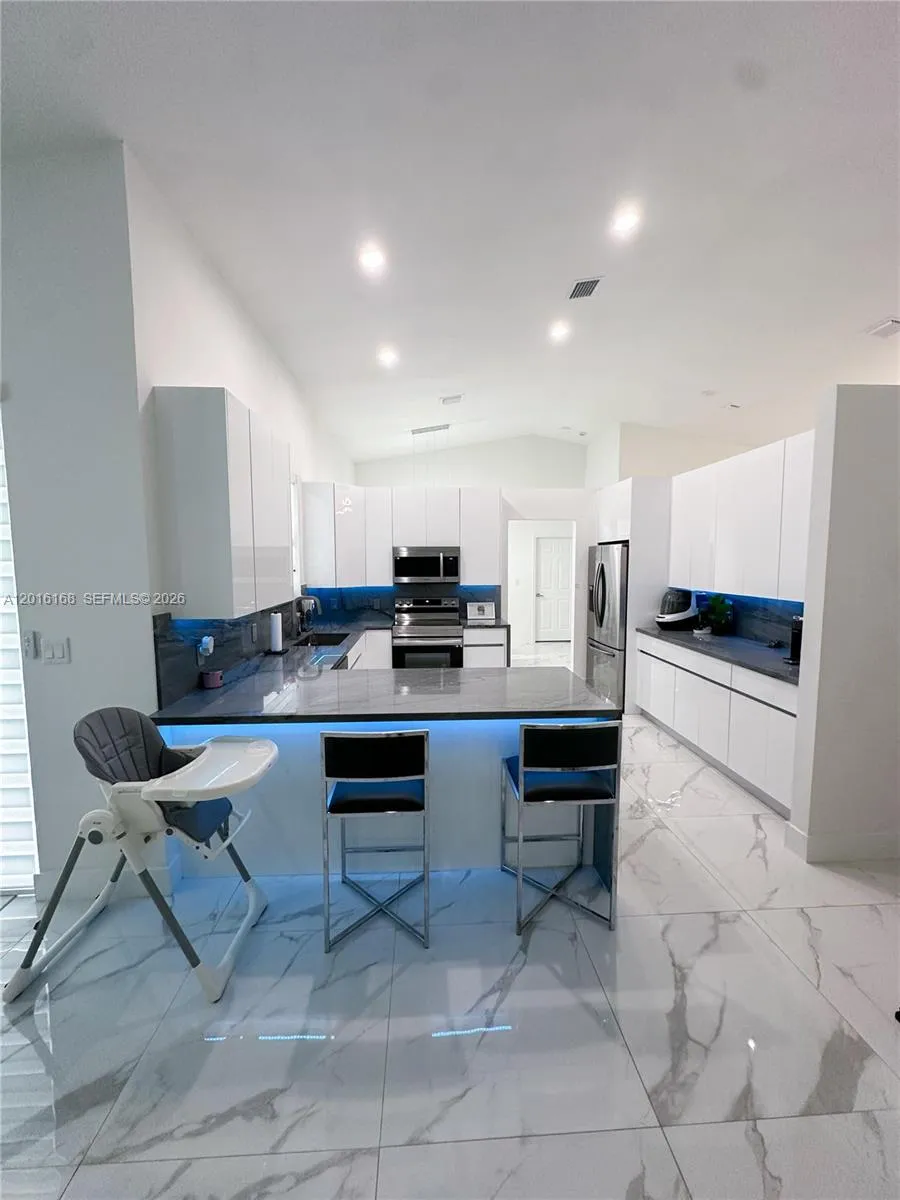 12622 SW 224th St, Miami FL 33170
