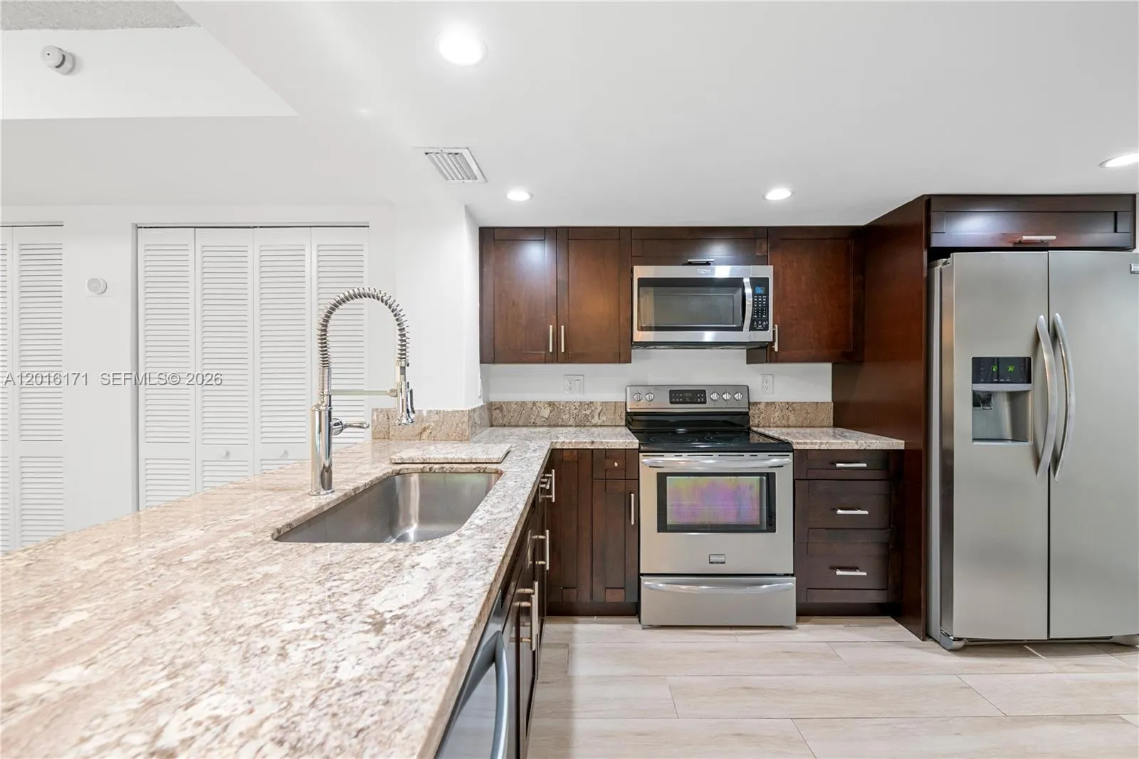 5201 Orduna Dr # 10, Coral Gables FL 33146
