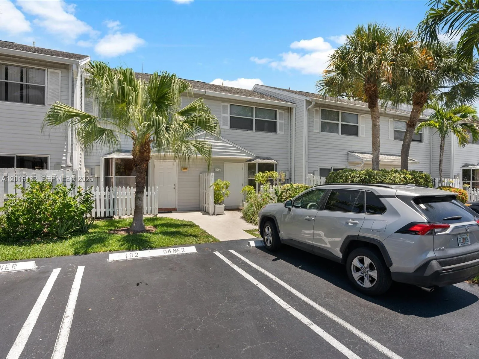 2685 NE 15th St, Pompano Beach FL 33062