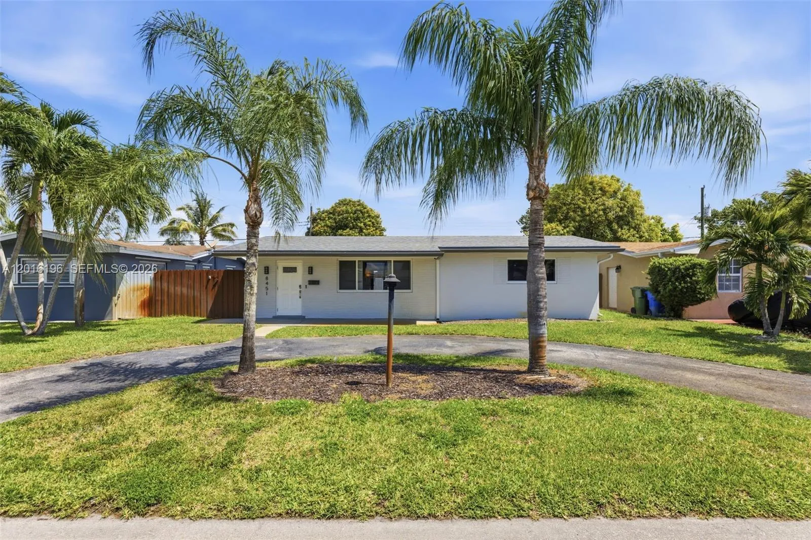 8451 NW 16th St, Pembroke Pines FL 33024