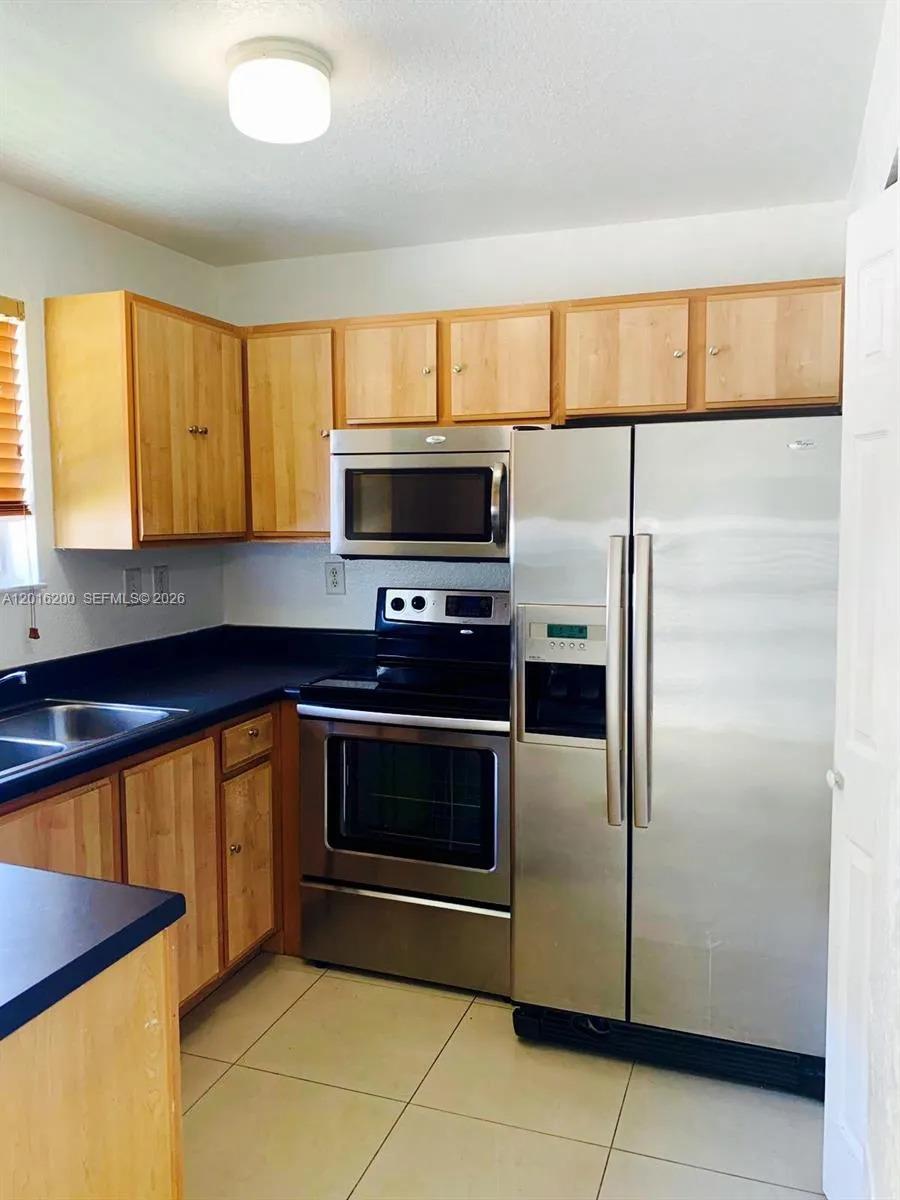 2170 NE 167th St # 103, North Miami Beach FL 33162