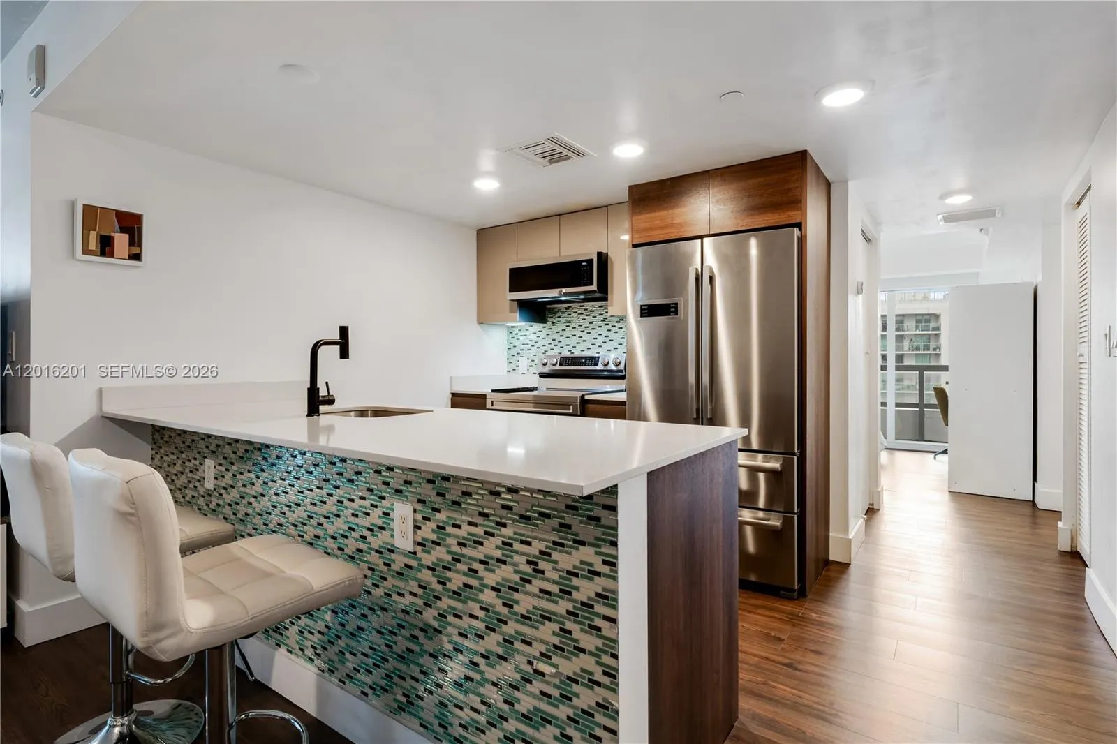9261 E Bay Harbor Dr # 607, Bay Harbor Islands FL 33154