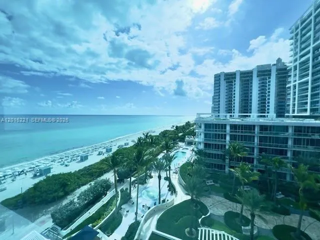 6801 Collins Ave # 718, Miami Beach FL 33141