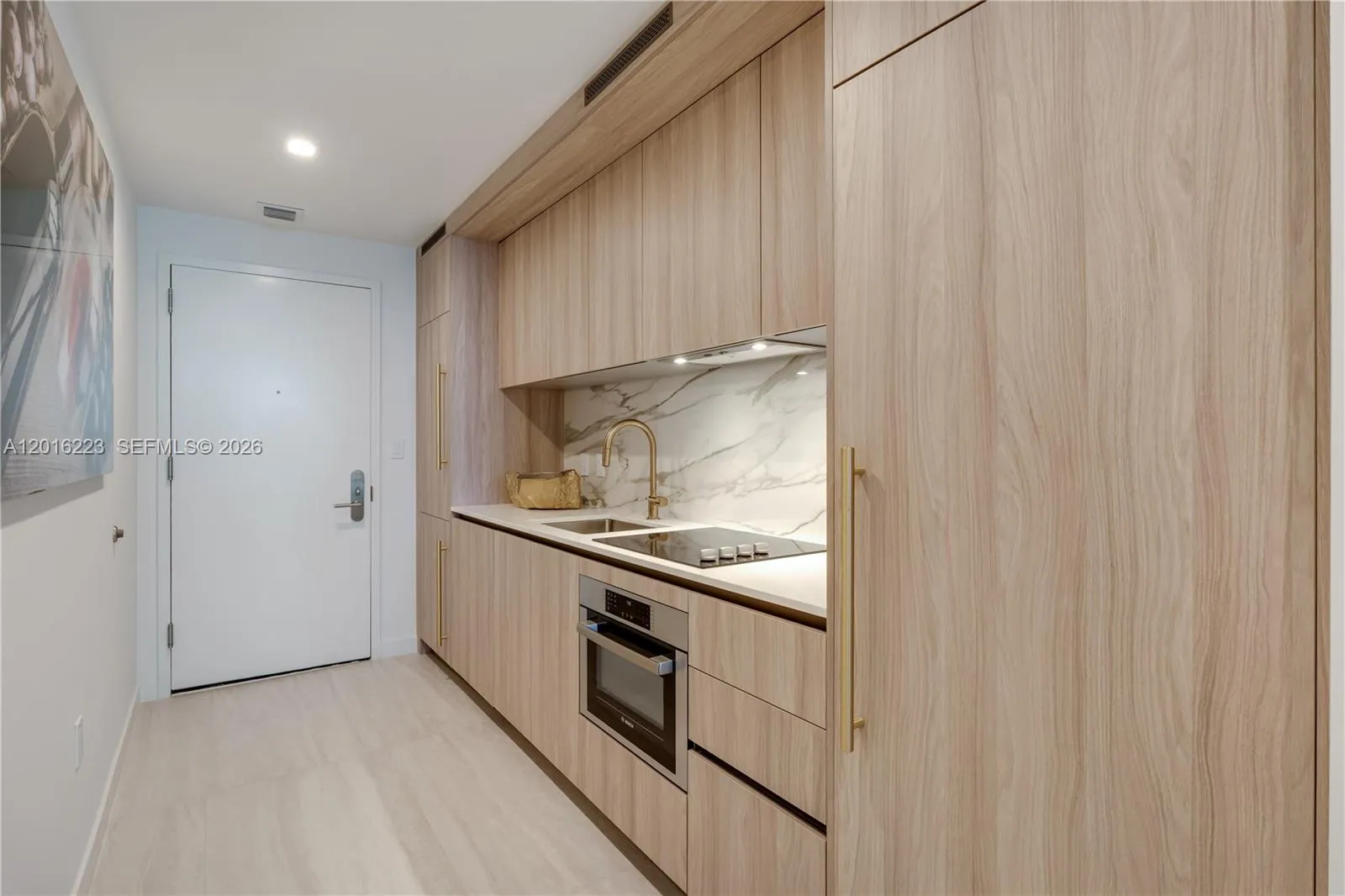 77 SE 5th Street # 3605, Miami FL 33131