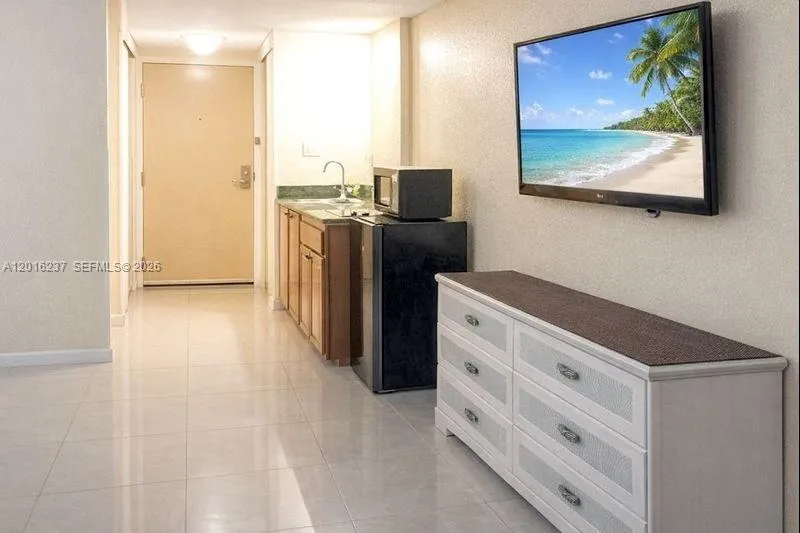 19201 Collins Ave # 707, Sunny Isles Beach FL 33160