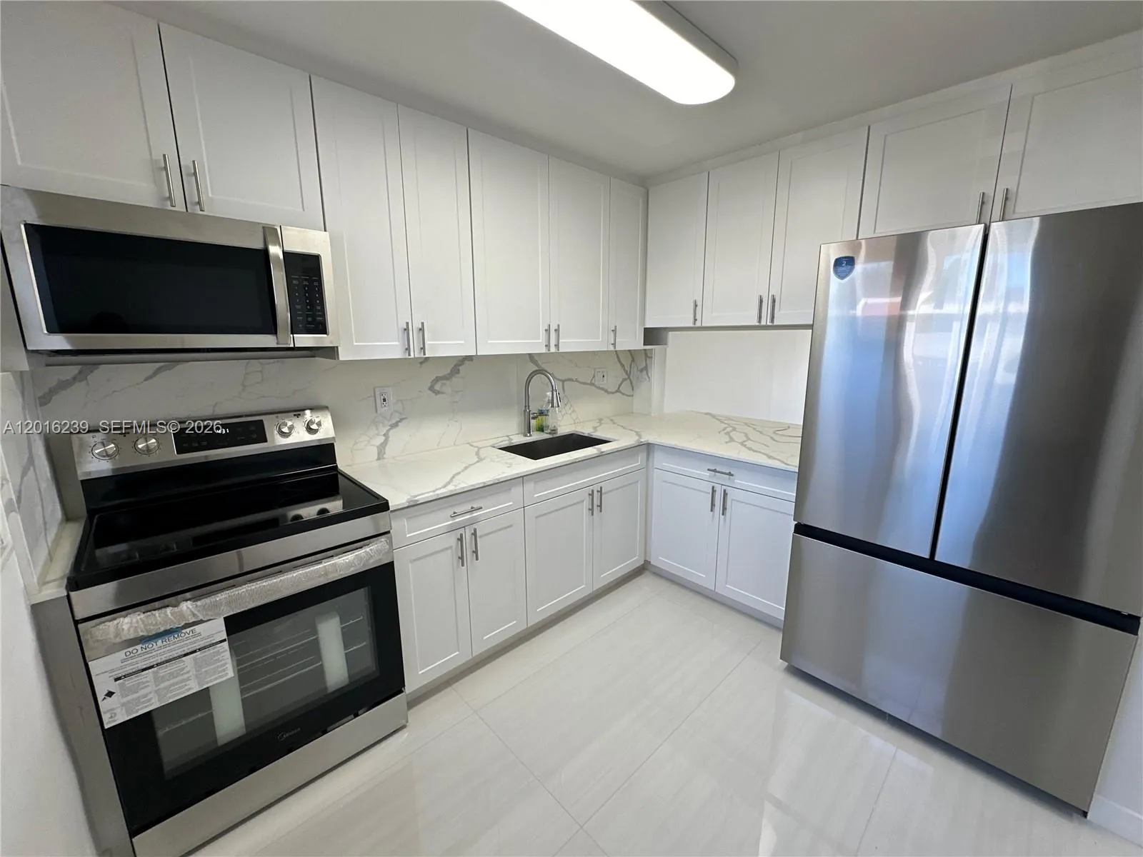 8879 Fontainebleau Blvd # 206, Miami FL 33172