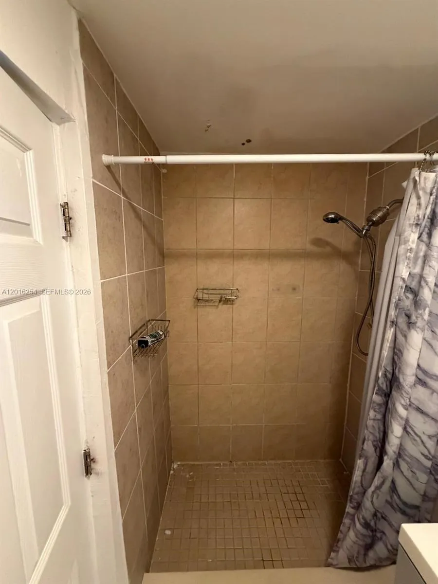 9050 NW 31st Ave # 2, Miami FL 33147