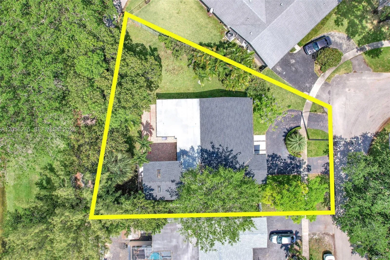 3411 Thomas St, Hollywood FL 33021