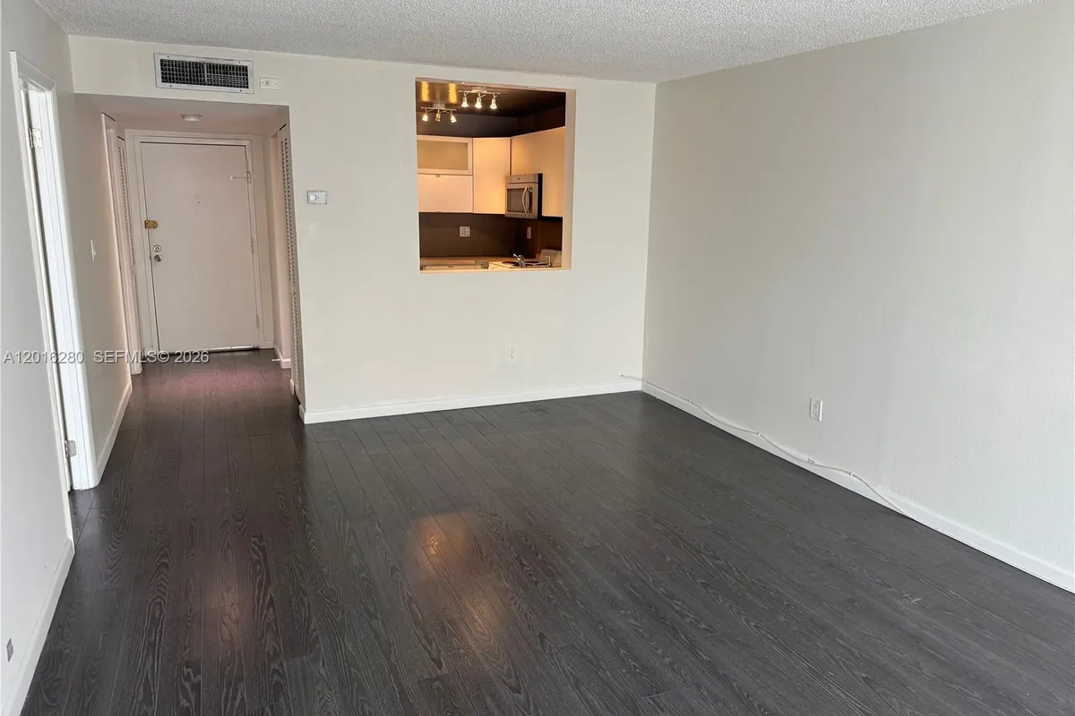 492 NW 165th St Rd # 314, Miami FL 33169