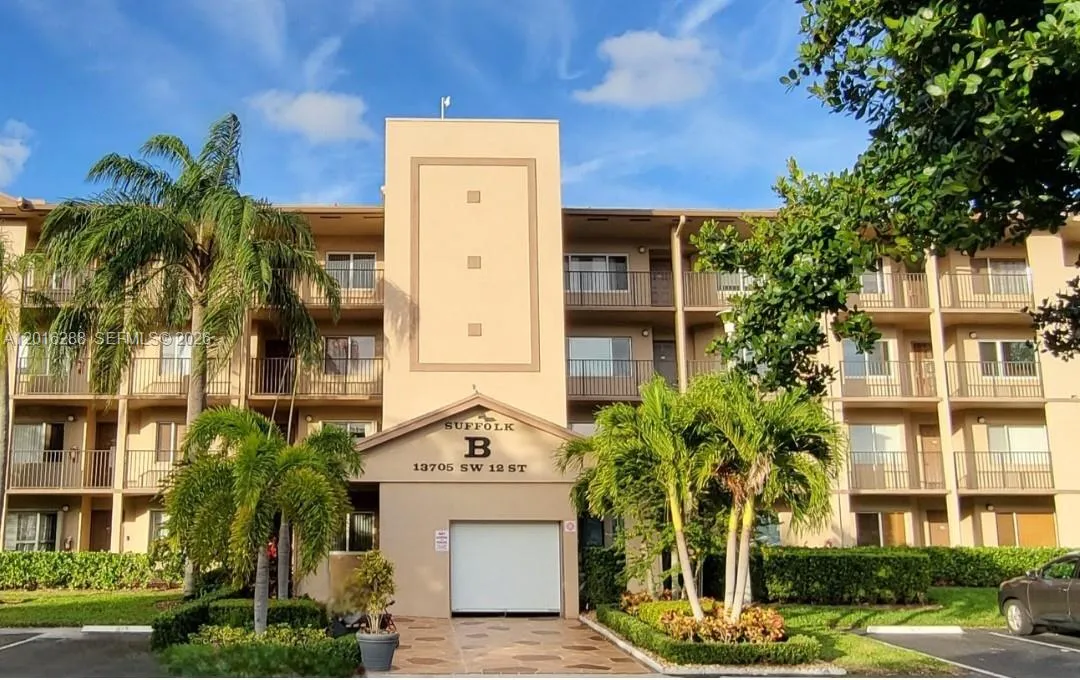 13705 SW 12th St # 304B, Pembroke Pines FL 33027