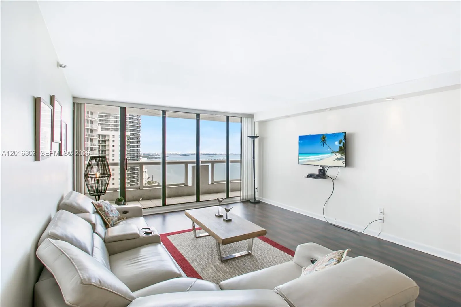1717 N Bayshore Dr # 3751, Miami FL 33132