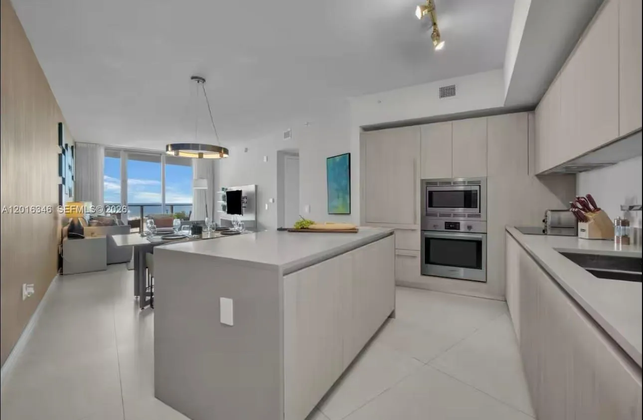 4111 S Ocean Dr # 1610, Hollywood FL 33019