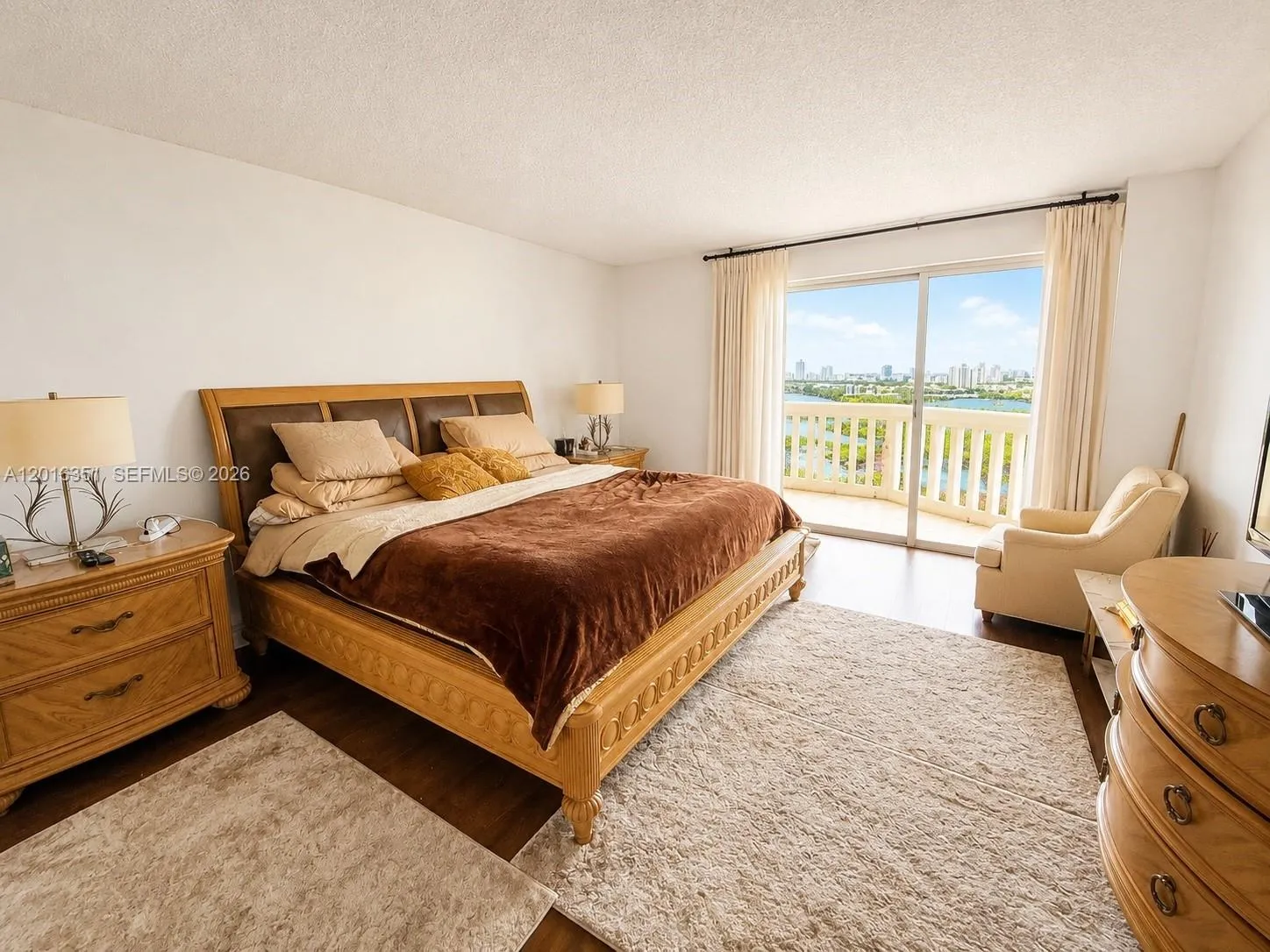 2000 Island Blvd # 2710, Aventura FL 33160