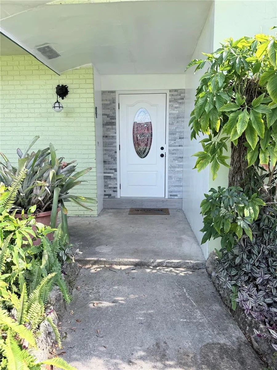 4420 NW 16th St, Lauderhill FL 33313