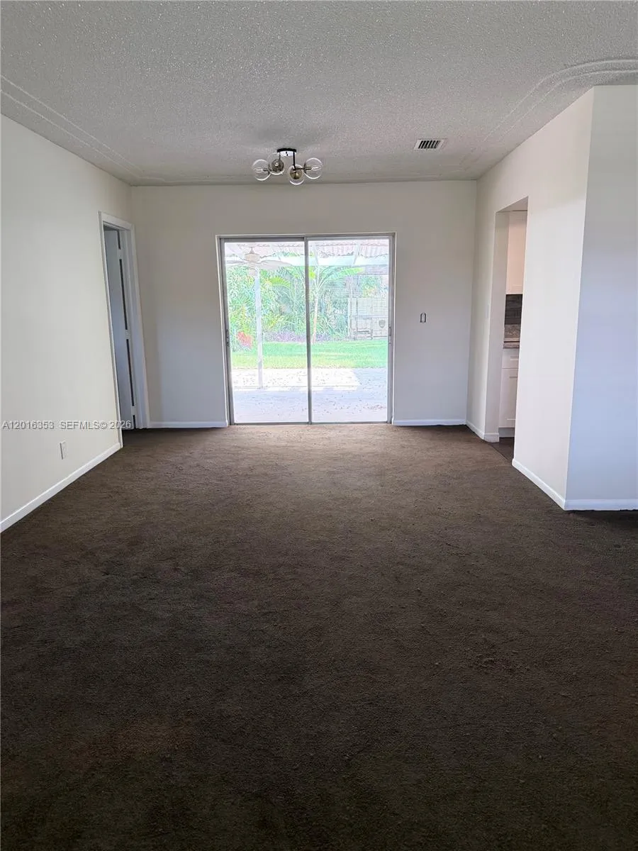 4420 NW 16th St, Lauderhill FL 33313