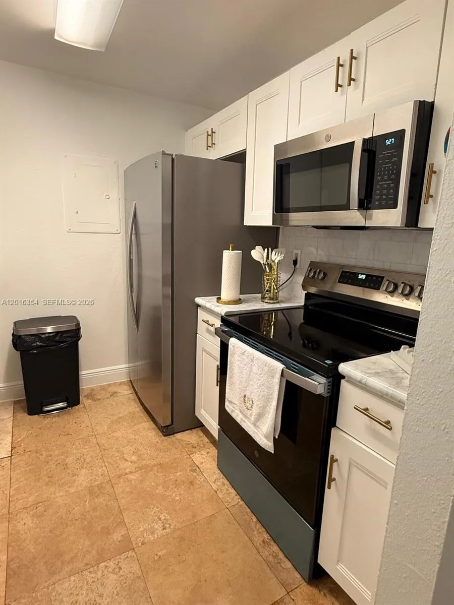 2160 SW 16th Ave # 320, Miami FL 33145