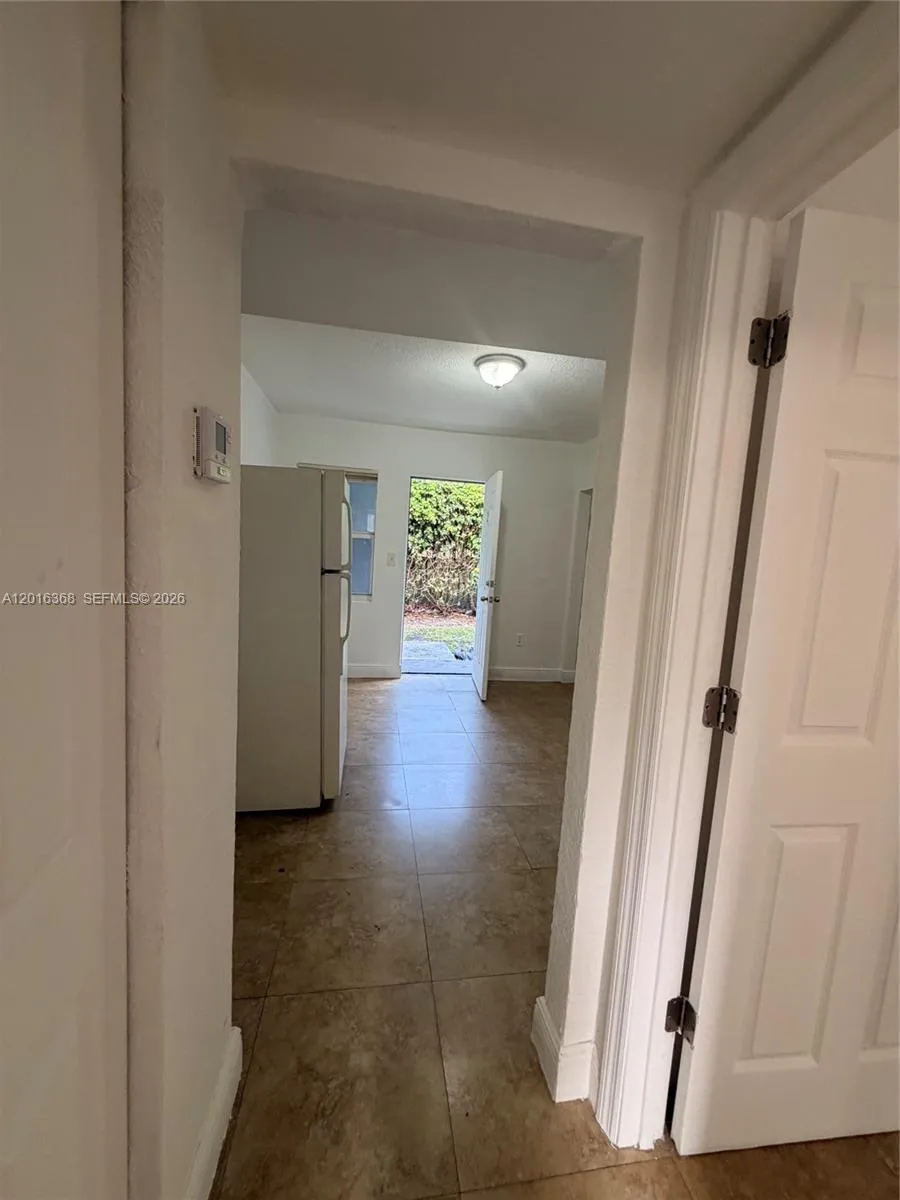 219 NW 10th St # 2, Miami FL 33136