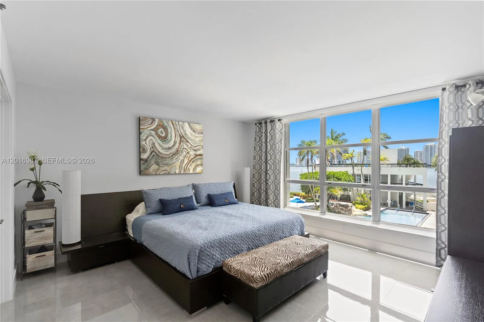 3600 Mystic Pointe Dr # 306, Aventura FL 33180